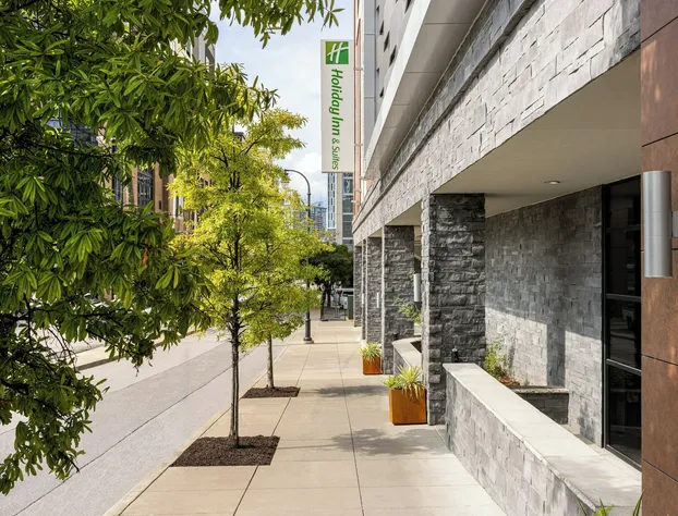 Holiday Inn & Suites Nashville Downtown - Broadway by IHG hotel detail image 4