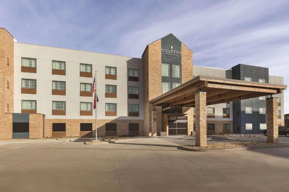 Country Inn & Suites by Radisson, Lubbock Southwest, TX hotel hero