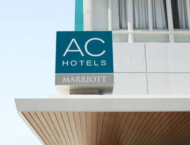 AC Hotel by Marriott Beverly Hills hotel detail image 2