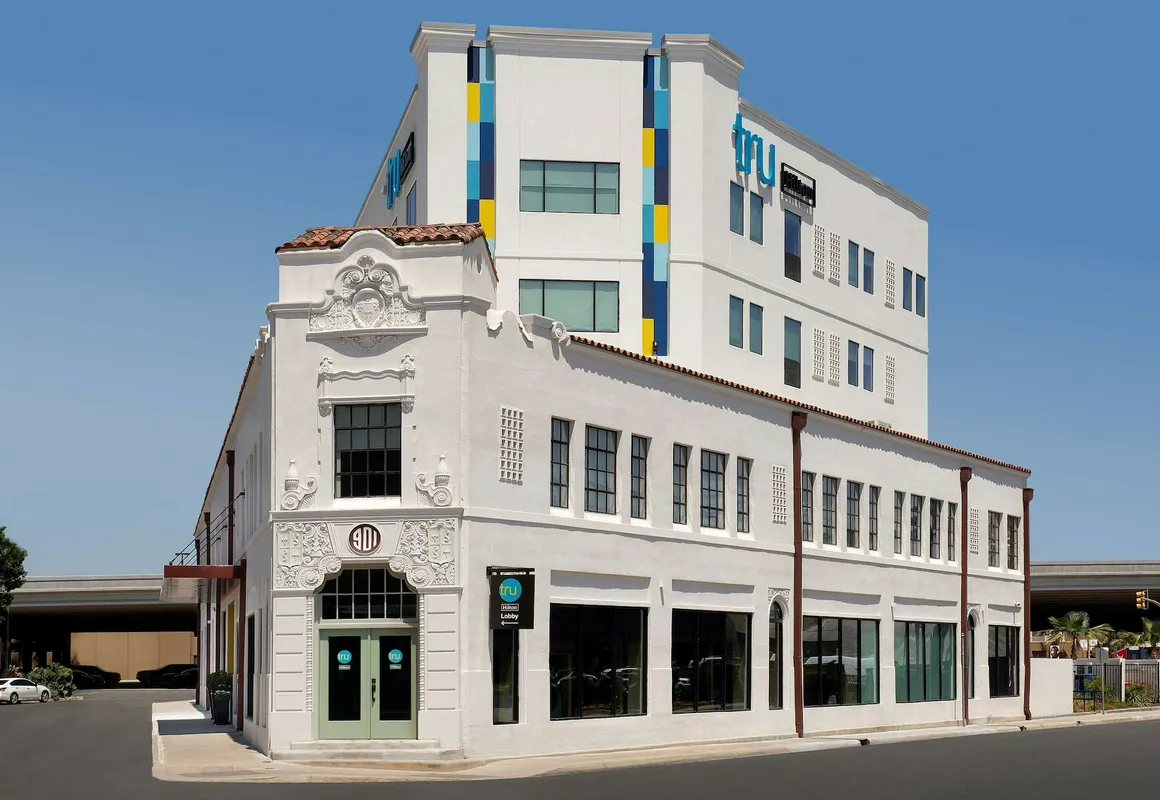 Tru By Hilton San Antonio Downtown Riverwalk hotel hero