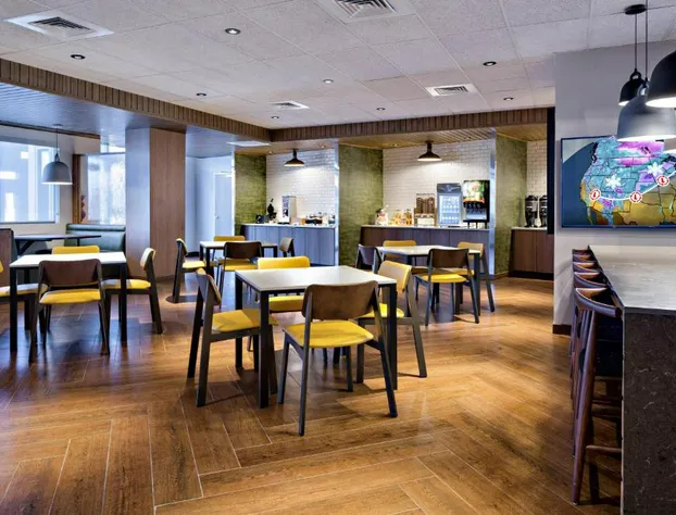 Fairfield Inn & Suites by Marriott Fayetteville hotel detail image 3