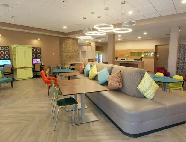 Home2 Suites by Hilton Nampa hotel detail image 2