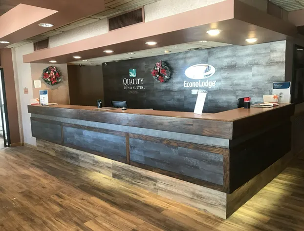 Econo Lodge Brainerd hotel detail image 1