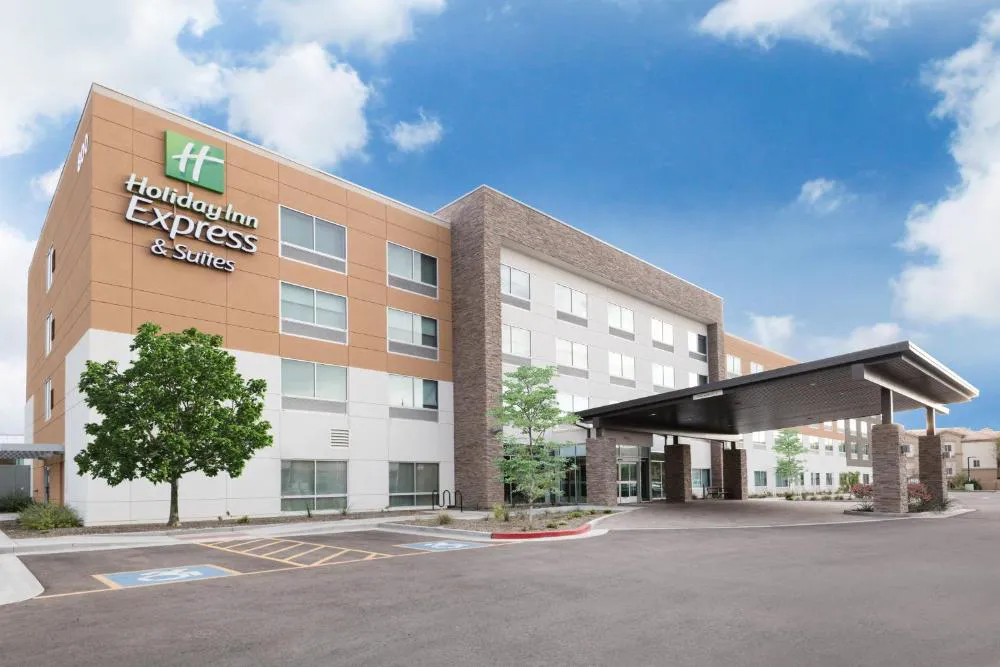 Holiday Inn Express & Suites Phoenix - Airport North by IHG hotel hero