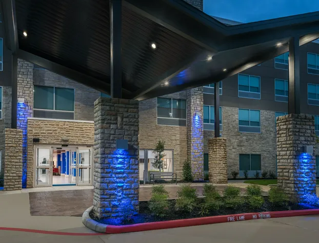 Holiday Inn Express & Suites Sugar Land SE - Missouri City by IHG hotel detail image 1