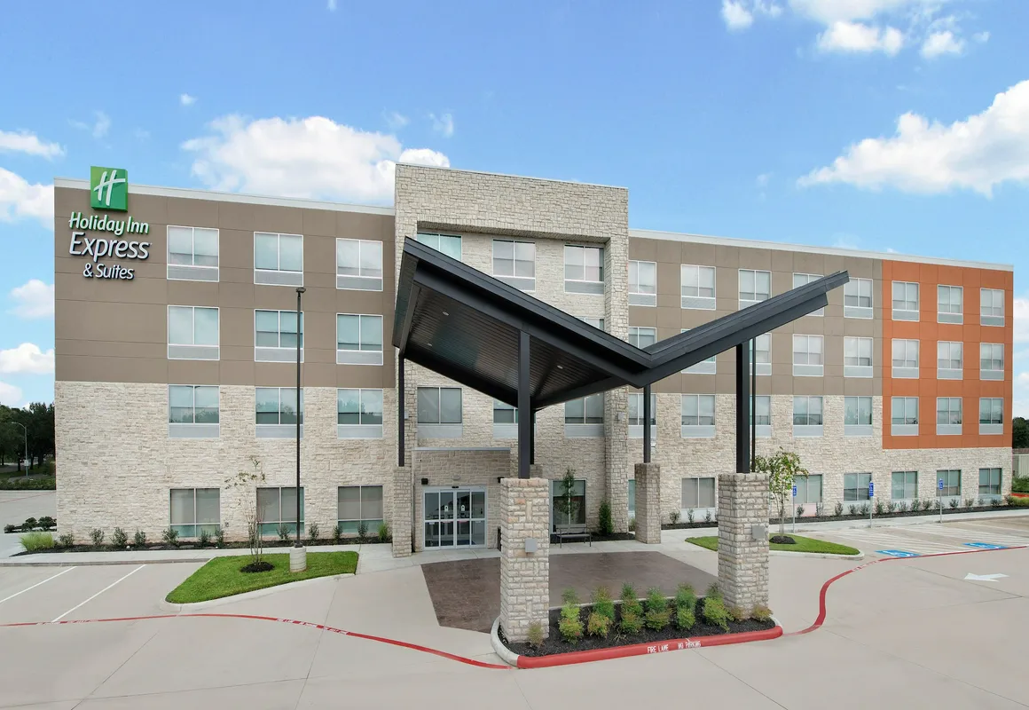 Holiday Inn Express & Suites Sugar Land SE - Missouri City by IHG hotel hero