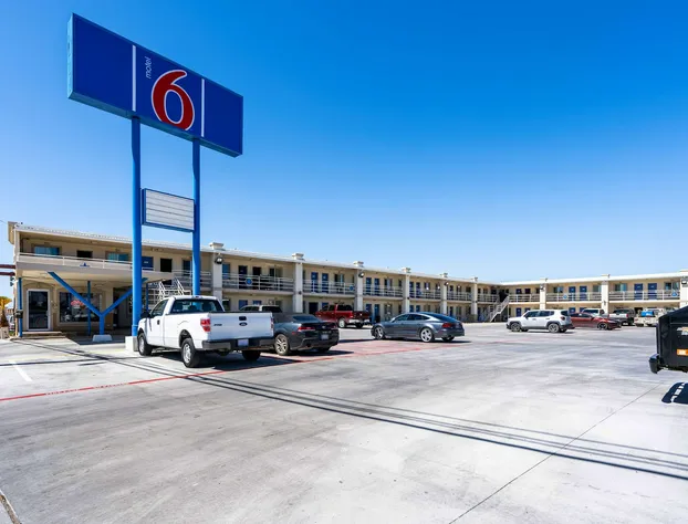 Motel 6 Odessa, TX - 2nd Street hotel detail image 1
