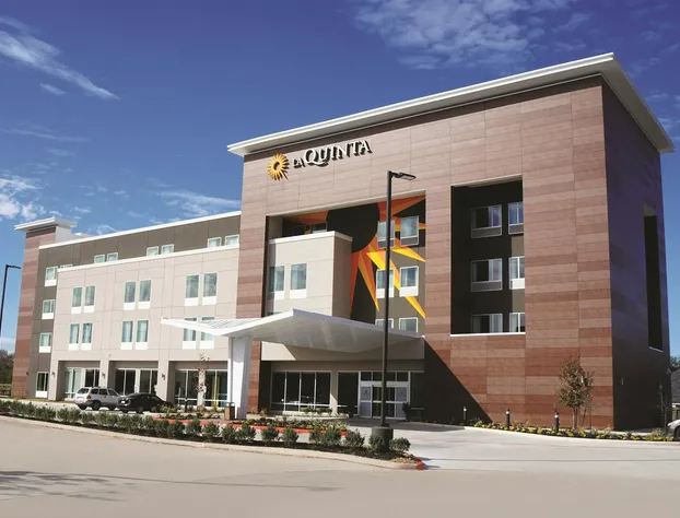 La Quinta Inn & Suites by Wyndham Richmond-Sugarland hotel detail image 3