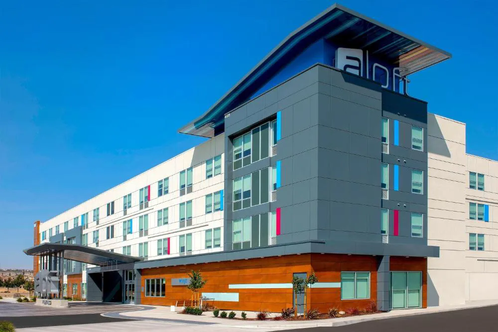 Aloft Dublin-Pleasanton hotel hero
