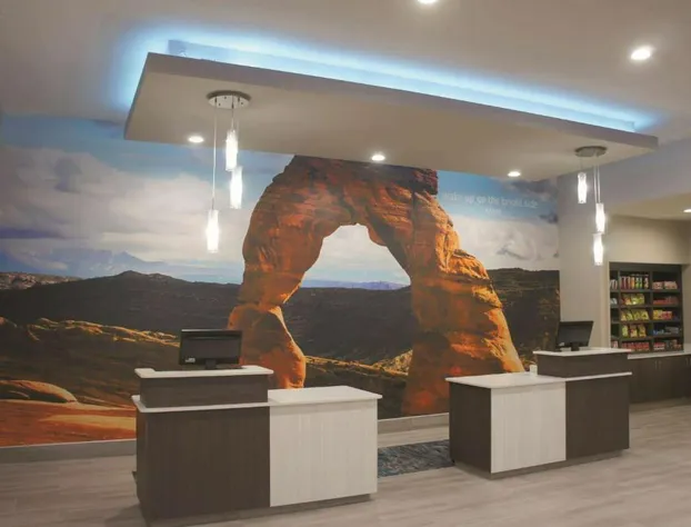 La Quinta Inn & Suites by Wyndham Kanab hotel detail image 1