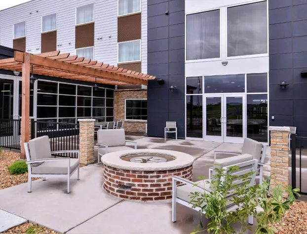 Country Inn & Suites by Radisson, Ft. Atkinson, WI hotel detail image 3