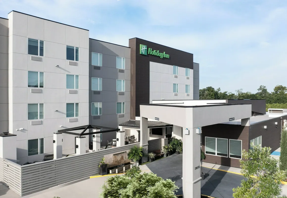 Holiday Inn Gonzales by IHG hotel hero