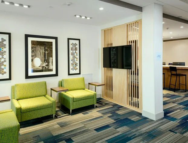 Holiday Inn Express & Suites Medford by IHG hotel detail image 1