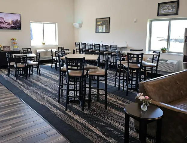 Cobblestone Inn & Suites – Manchester hotel detail image 3