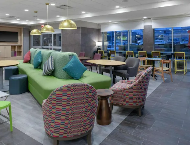 Home2 Suites by Hilton Denver South/Centennial Airport hotel detail image 2