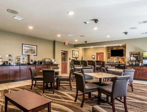 Cobblestone Hotel and Suites Torrington hotel detail image 2