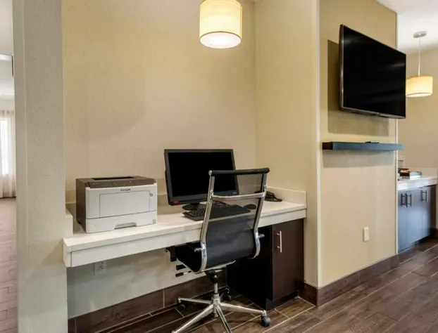 Garner Hotel Clarksville Northeast by IHG hotel detail image 3