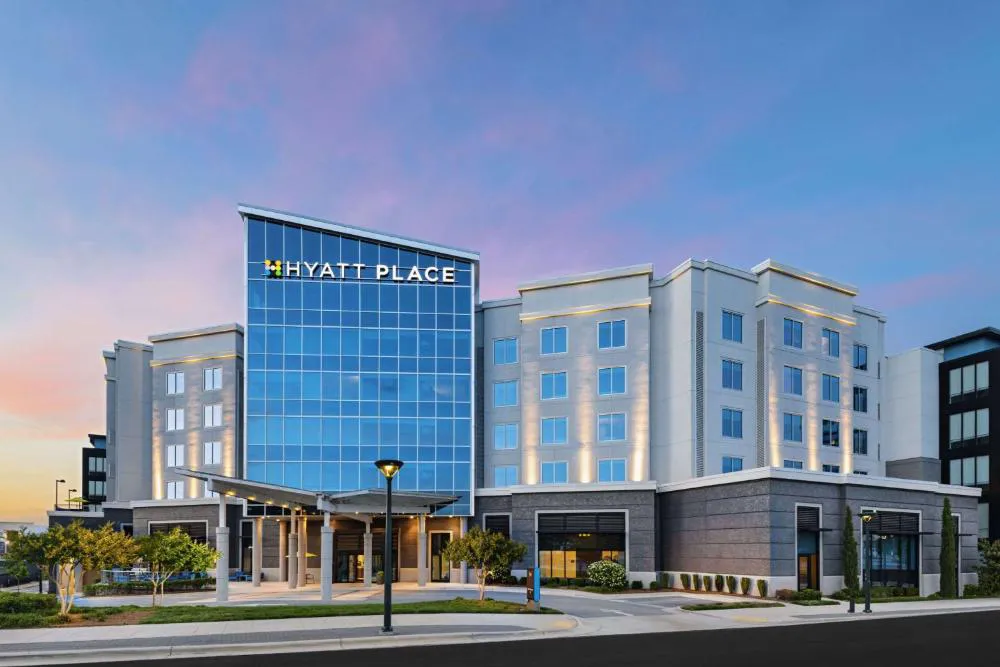 Hyatt Place Greensboro/Downtown hotel hero