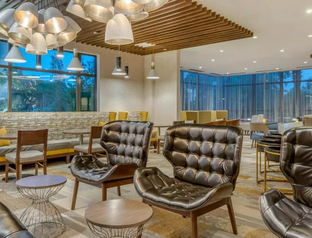 DoubleTree by Hilton Charleston Riverview hotel detail image 1