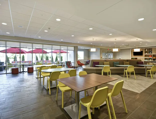 Home2 Suites by Hilton Queensbury Lake George hotel detail image 3