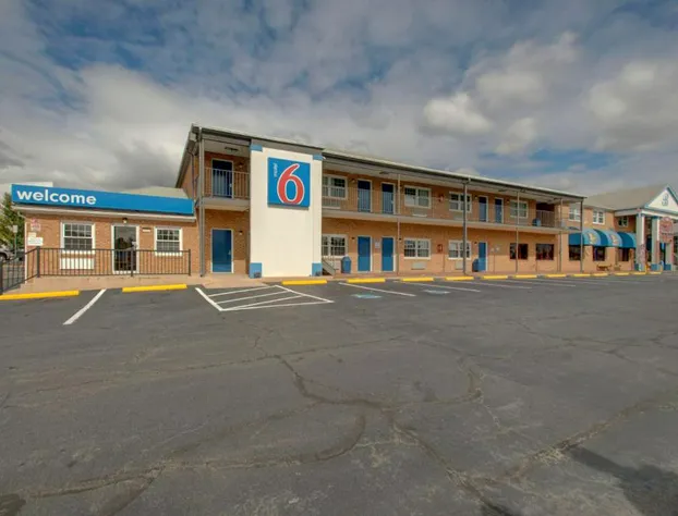 Motel 6 Falls Church, VA - Arlington Boulevard hotel detail image 1