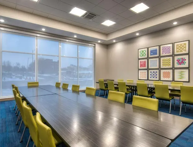 Holiday Inn Express & Suites Omaha Downtown - Old Market by IHG hotel detail image 1