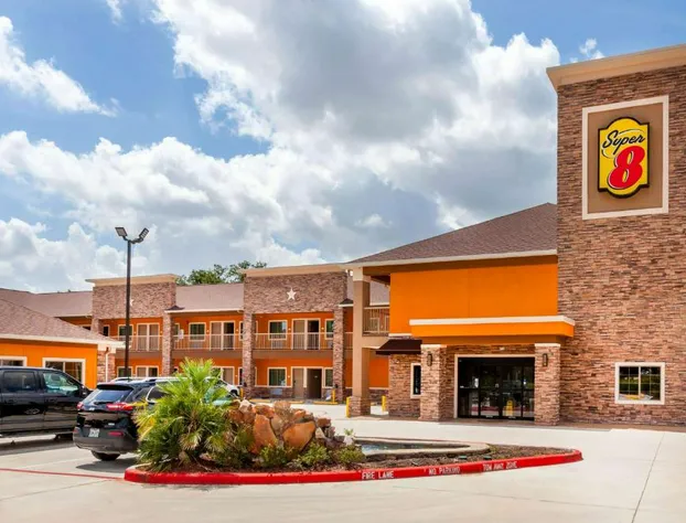 Super 8 by Wyndham Houston Northwest Cypress hotel detail image 2
