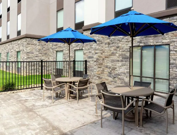 Hampton Inn & Suites Xenia Dayton hotel detail image 2