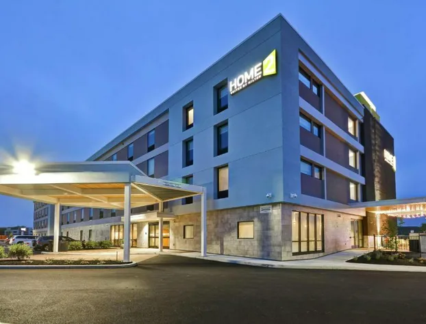 Home2 Suites by Hilton Portland Airport hotel detail image 1