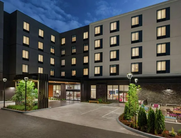 Hilton Garden Inn Seattle Airport hotel detail image 1