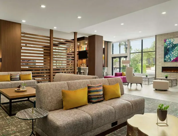 Hilton Garden Inn Seattle Airport hotel detail image 3