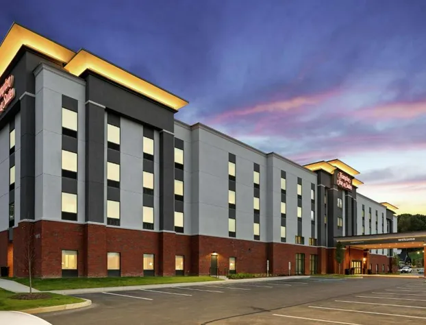 Hampton Inn & Suites Cranberry Pittsburgh hotel detail image 1