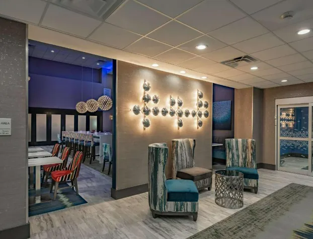 Hampton Inn & Suites Dallas/Plano Central hotel detail image 3