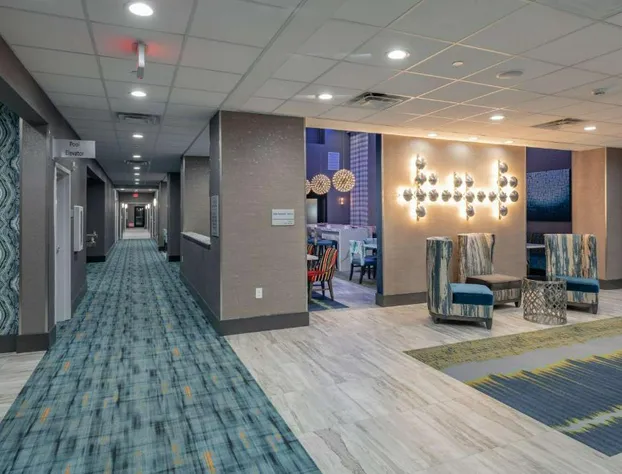 Hampton Inn & Suites Dallas/Plano Central hotel detail image 3