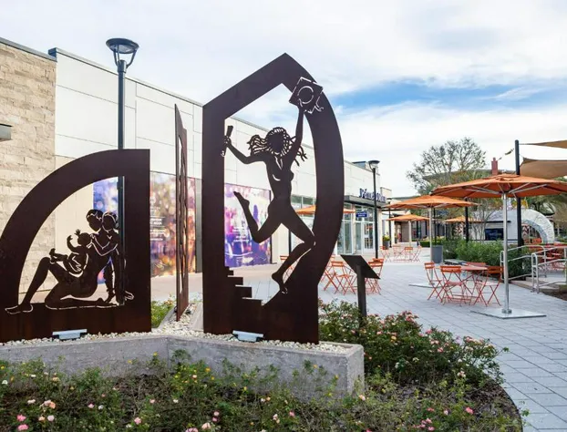 Hotel Indigo Gainesville-Celebration Pointe by IHG hotel detail image 3