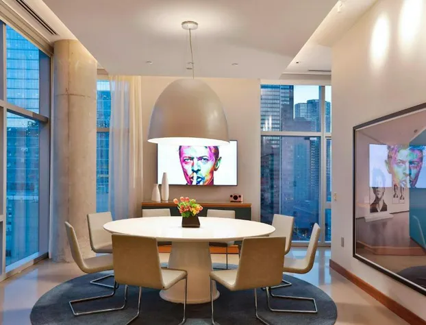 Aloft Chicago Mag Mile hotel detail image 1