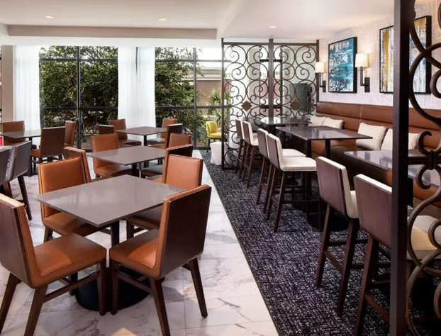 Hyatt Place Mount Pleasant Towne Centre hotel detail image 1