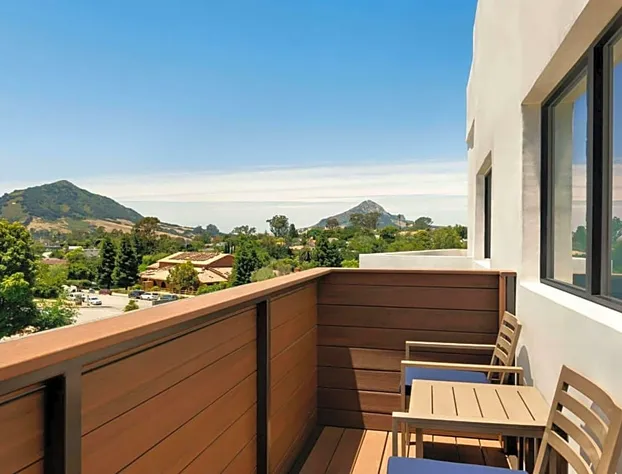 La Quinta Inn & Suites by Wyndham San Luis Obispo Downtown hotel detail image 3