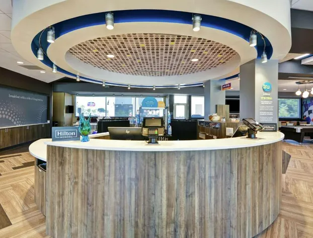 Tru by Hilton Sumter hotel detail image 3