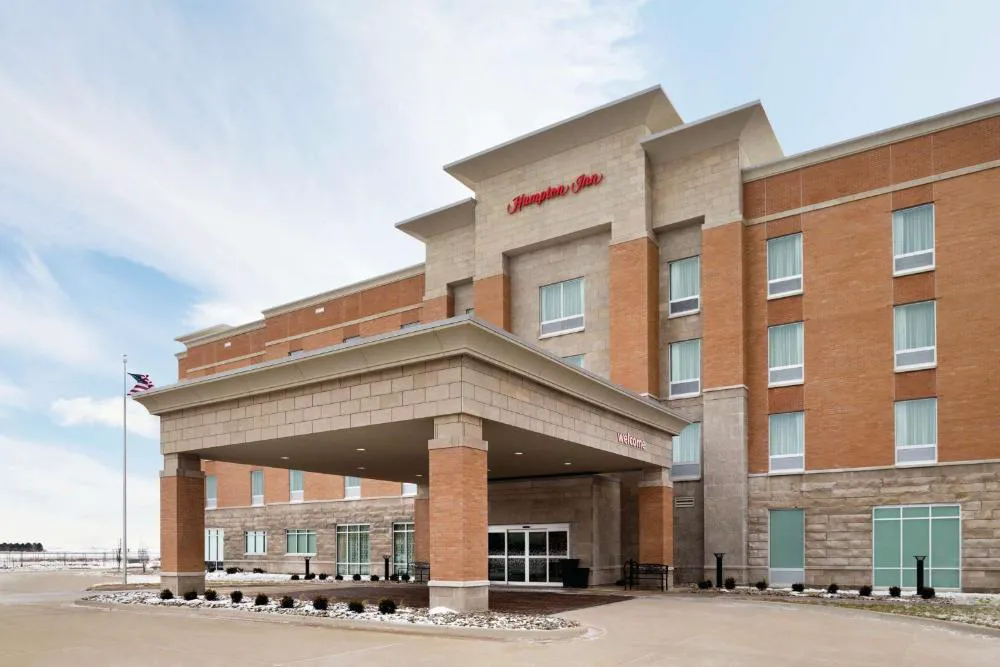 Hampton Inn Champaign Southwest hotel hero
