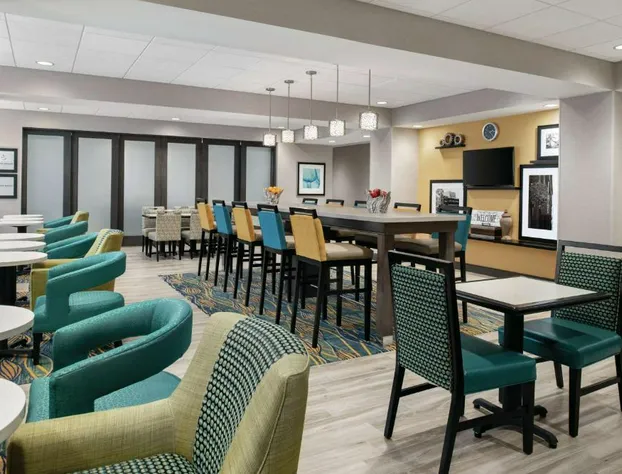 Hampton Inn Champaign Southwest hotel detail image 3