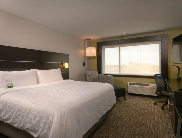 Holiday Inn Express & Suites Tulsa Downtown by IHG hotel detail image 3