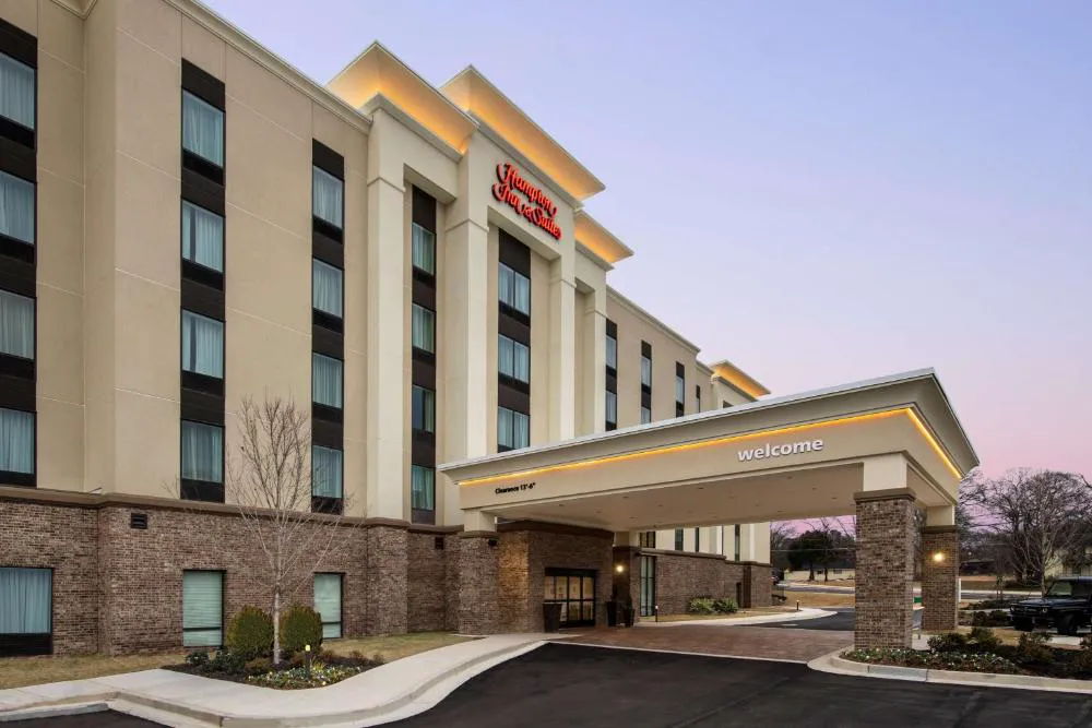 Hampton Inn & Suites Snellville Atlanta NE hotel hero