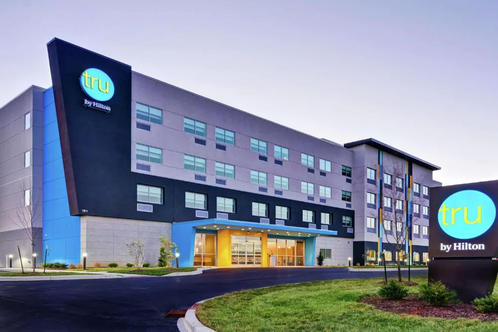 Tru by Hilton Shepherdsville Louisville South hotel hero