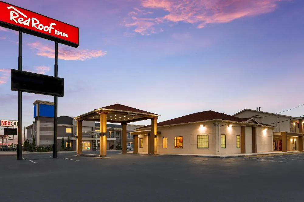 Red Roof Inn Houston – Spring North hotel hero