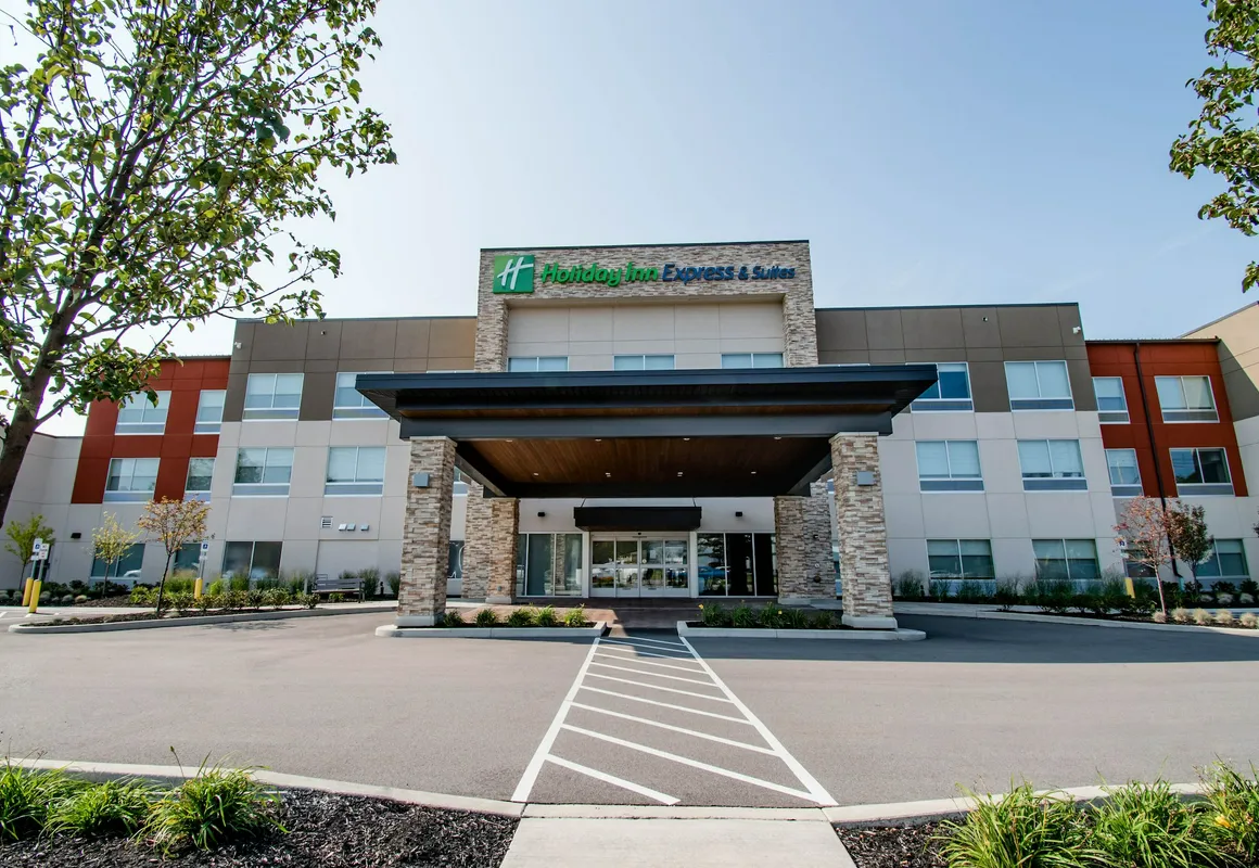 Holiday Inn Express & Suites Tonawanda - Buffalo Area by IHG hotel hero