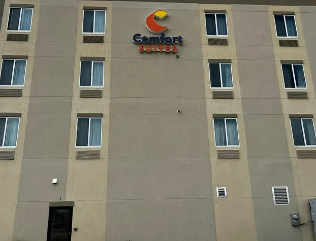 Comfort Suites Denver International Airport hotel detail image 2