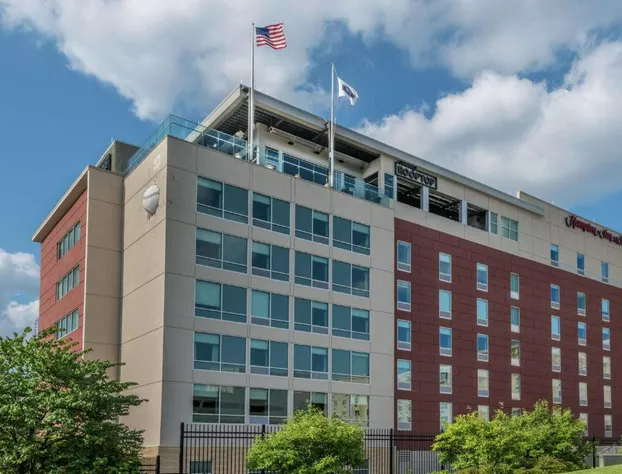 Hampton Inn & Suites Fort Wayne Downtown hotel detail image 1