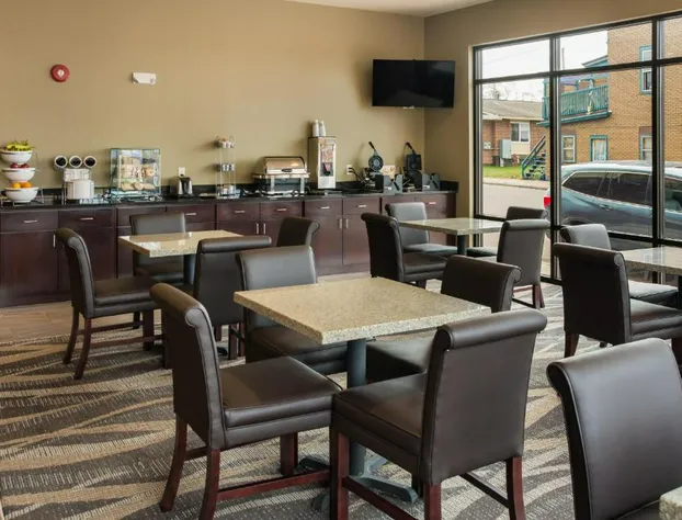 Cobblestone Inn & Suites - Ashland hotel detail image 2