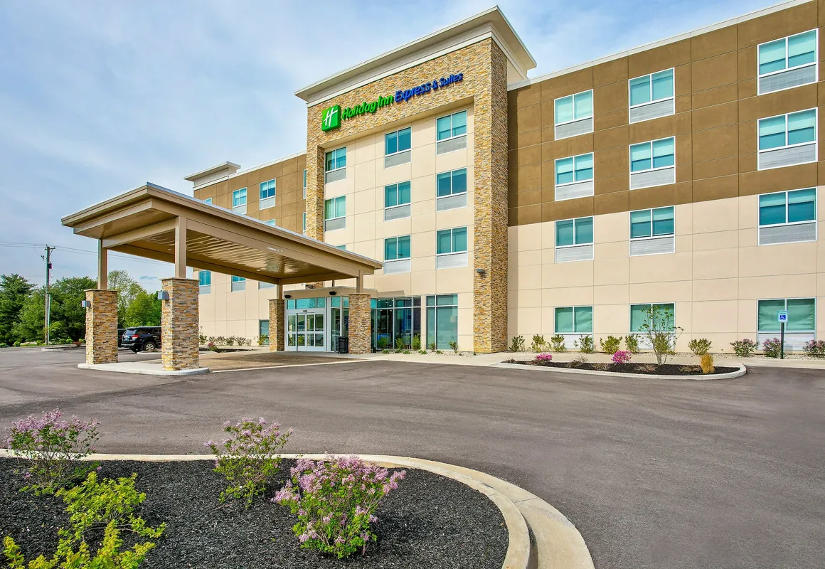 Holiday Inn Express & Suites Lexington W - Versailles by IHG hotel hero